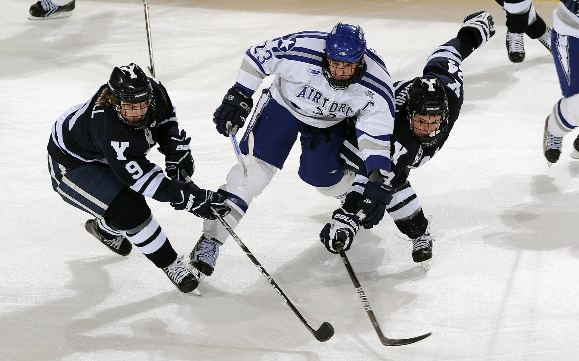 世界短跑锦标赛中国运动员连破纪录，2021短跑世界纪录